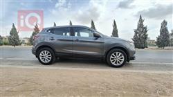 نيسان قاشقاي